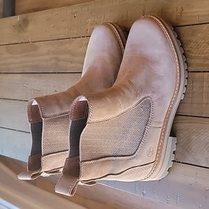 Timberland Courmayeur Valley chelsea boots